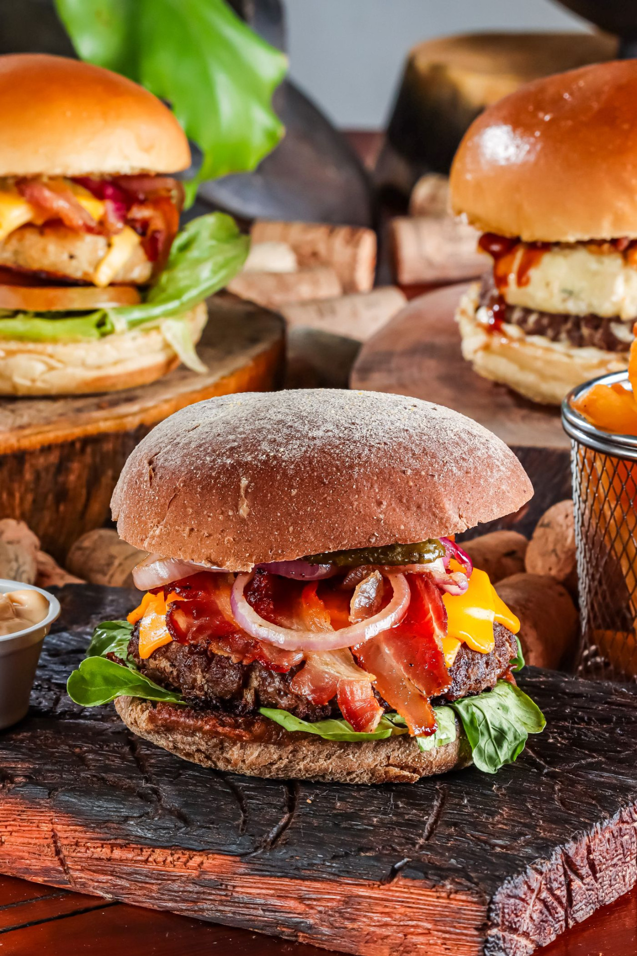 Burger & Pollo